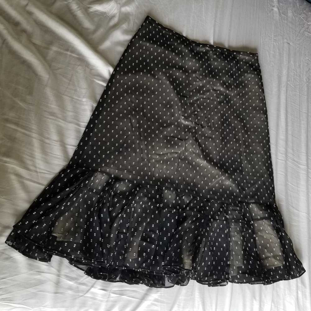 Ann Taylor Loft black with white embroidered pattern skirt
